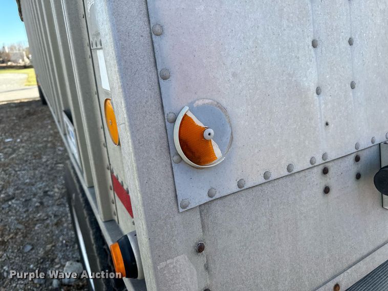 image for item NM9086 1993 Cornhusker grain trailer