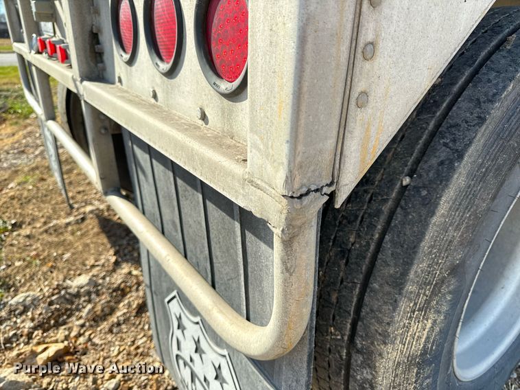 image for item NM9086 1993 Cornhusker grain trailer