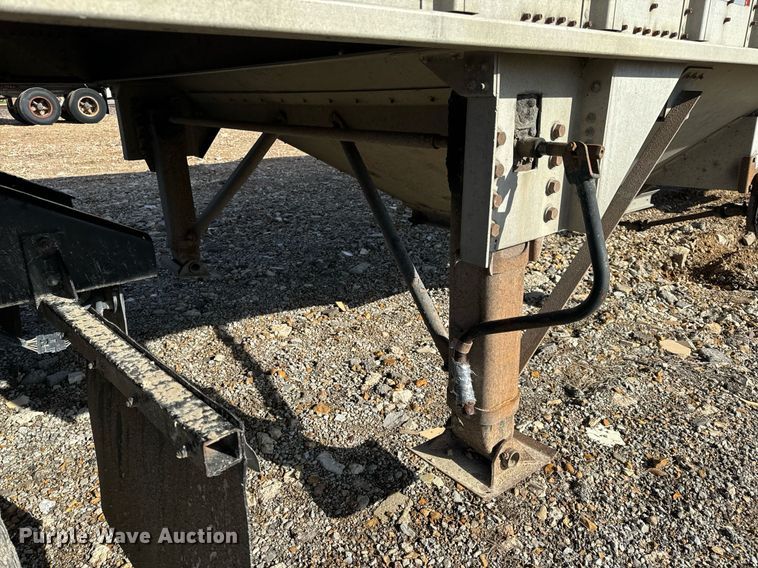 image for item NM9086 1993 Cornhusker grain trailer