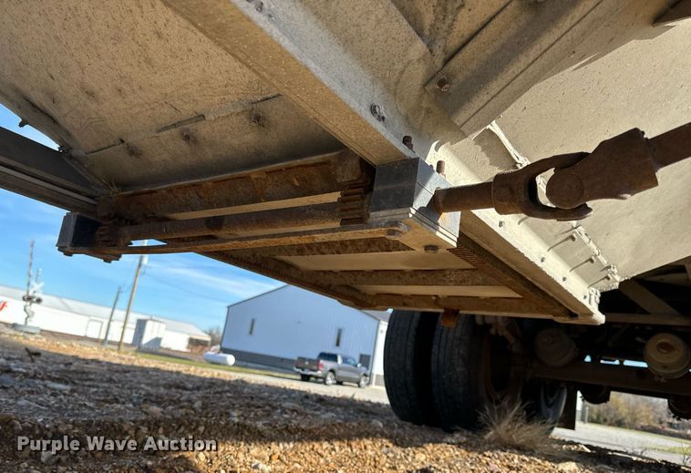 image for item NM9086 1993 Cornhusker grain trailer