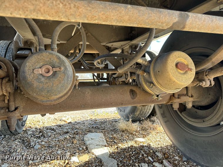 image for item NM9086 1993 Cornhusker grain trailer