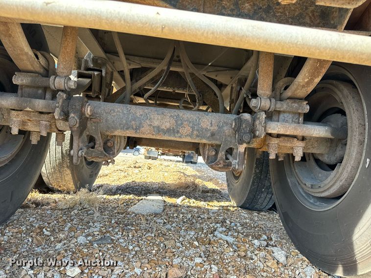 image for item NM9086 1993 Cornhusker grain trailer