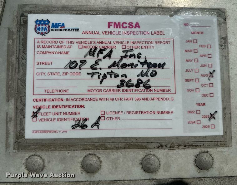 image for item NM9086 1993 Cornhusker grain trailer