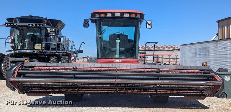 image for item NW9748 2000 Case 8870 swather / windrower