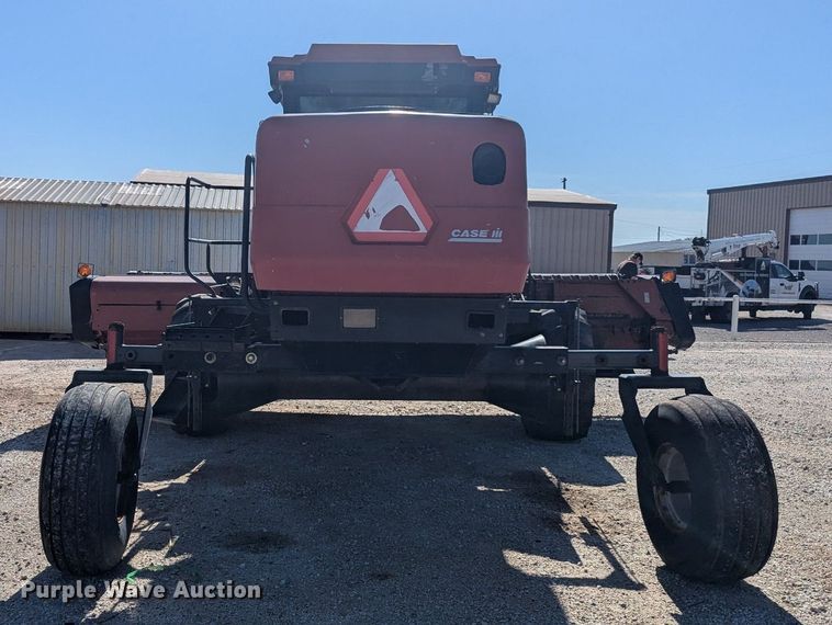 image for item NW9748 2000 Case 8870 swather / windrower