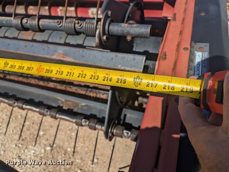 image for item NW9748 2000 Case 8870 swather / windrower