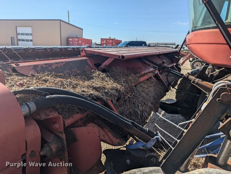 image for item NW9748 2000 Case 8870 swather / windrower