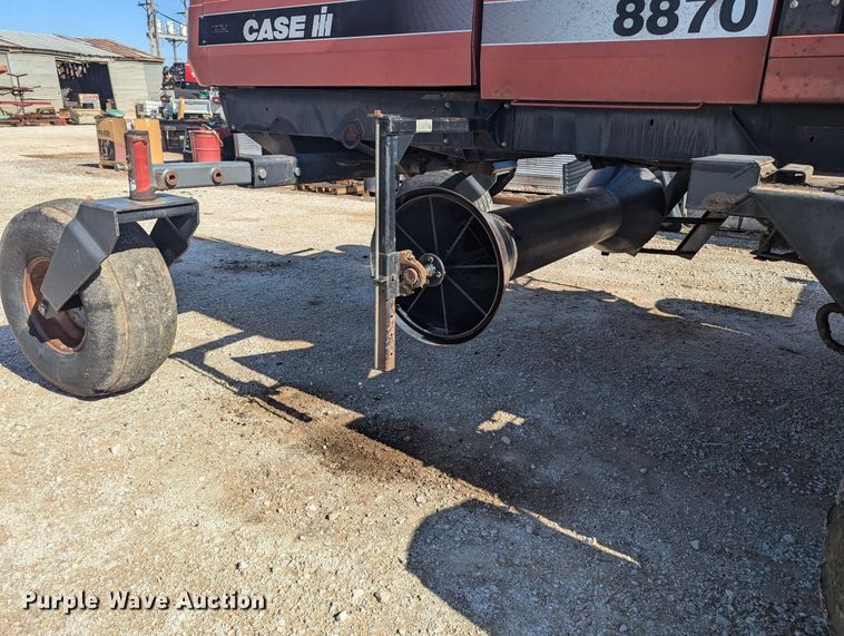image for item NW9748 2000 Case 8870 swather / windrower