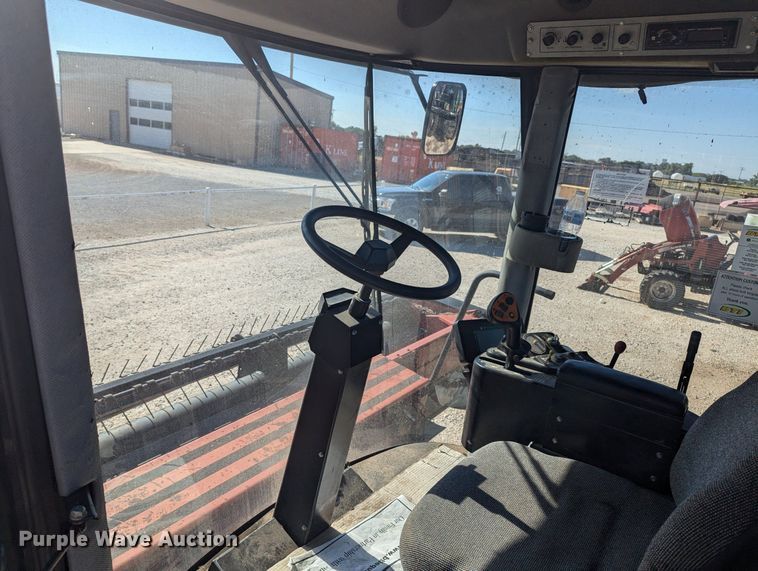 image for item NW9748 2000 Case 8870 swather / windrower