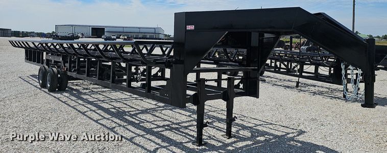 image for item NX9081 Rancho Viejo HRM240 hay bale trailer