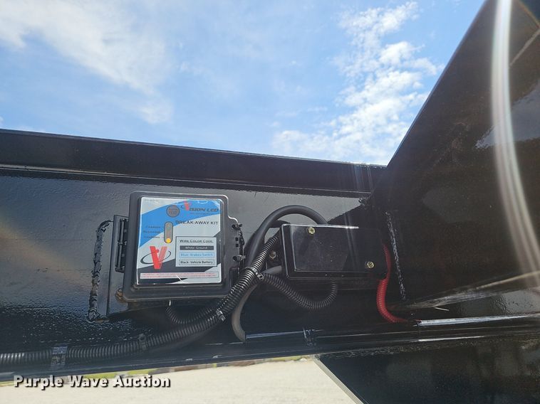 image for item NX9081 Rancho Viejo HRM240 hay bale trailer