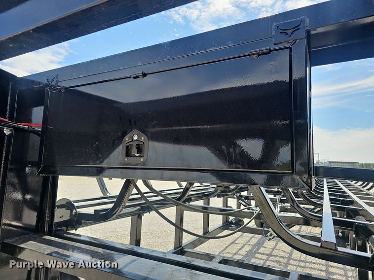 image for item NX9081 Rancho Viejo HRM240 hay bale trailer