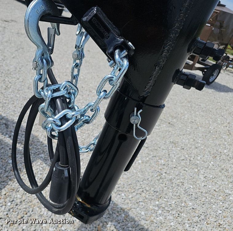 image for item NX9082 Rancho Viejo HRM240 hay bale trailer