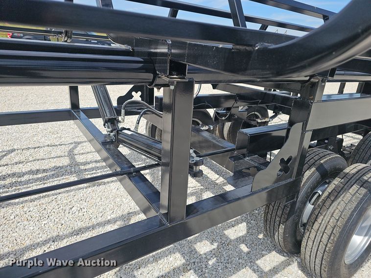 image for item NX9082 Rancho Viejo HRM240 hay bale trailer