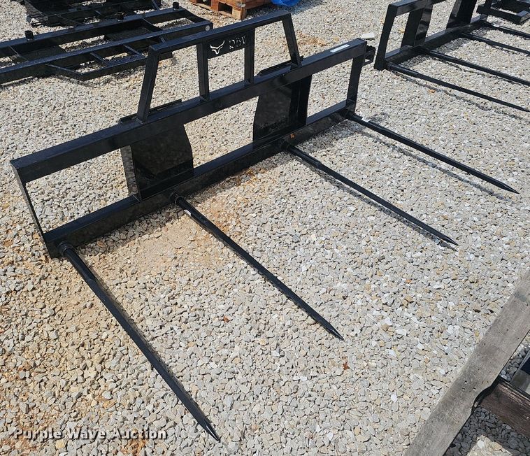 image for item NX9083 RBW skid steer bale spear