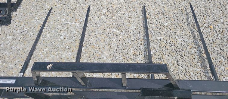 image for item NX9084 RBW skid steer bale spear