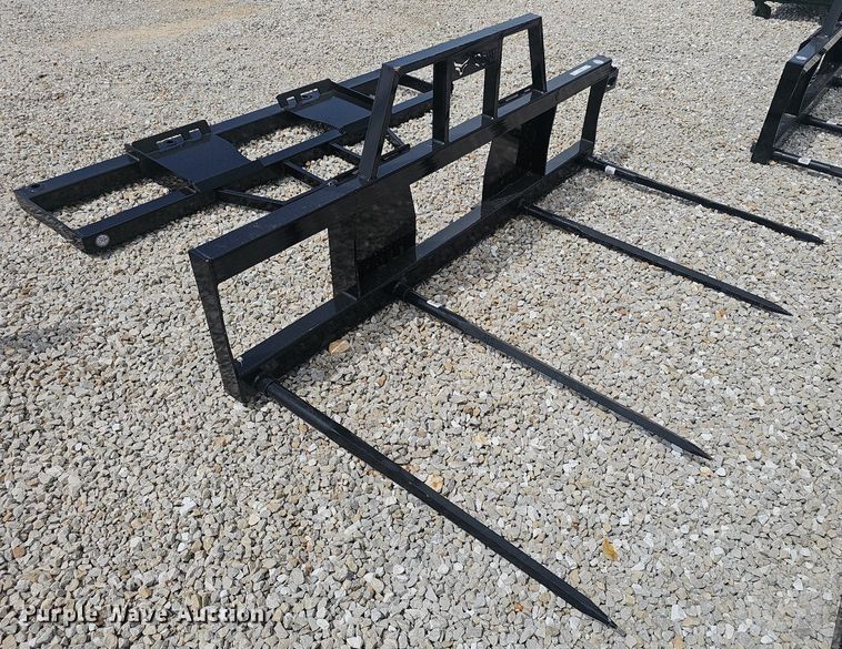 image for item NX9085 RBW  skid steer bale spear