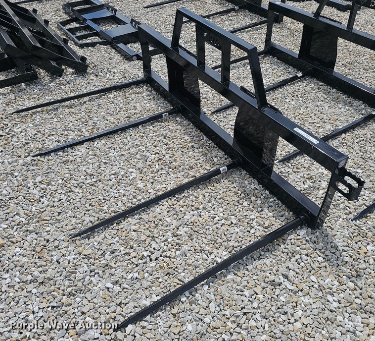 image for item NX9087 RBW skid steer bale spear