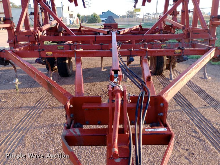 image for item NY9476 Case 5800/4300 field cultivator