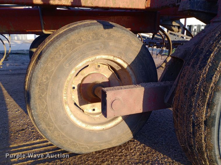 image for item NY9476 Case 5800/4300 field cultivator