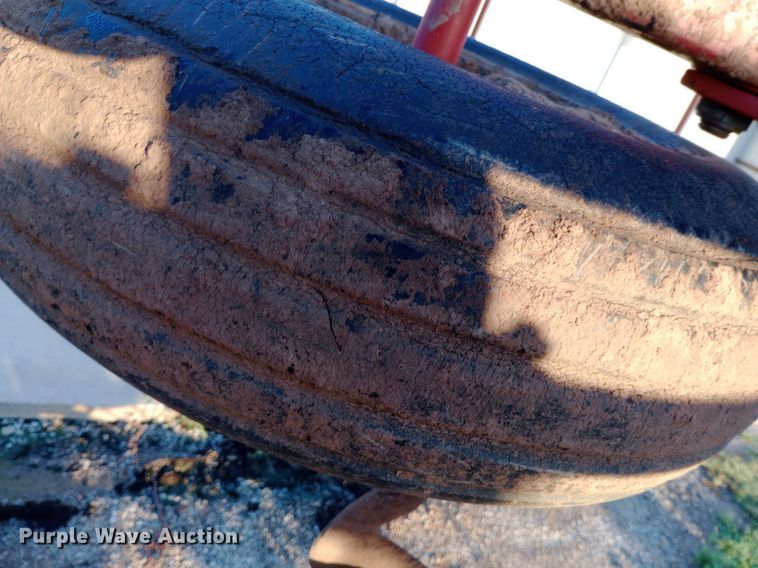 image for item NY9476 Case 5800/4300 field cultivator