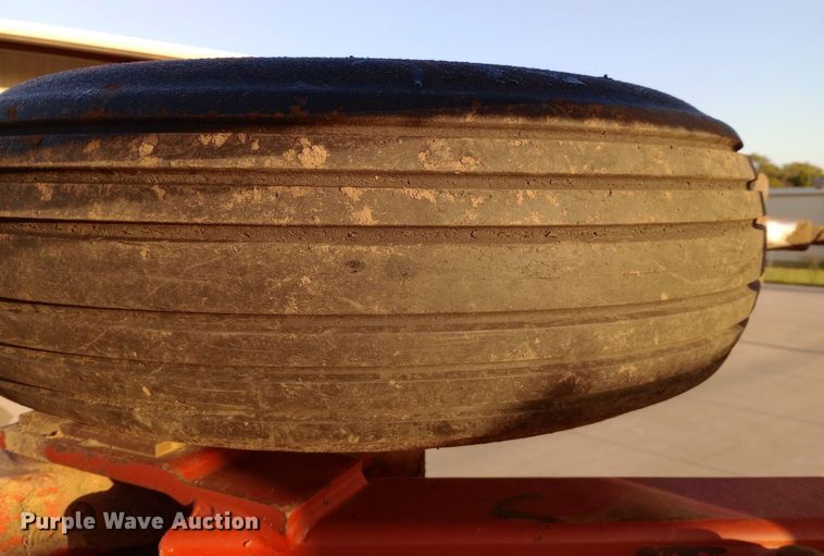 image for item NY9476 Case 5800/4300 field cultivator