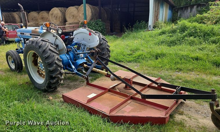 image for item OJ9803 1990 Ford 2810 tractor