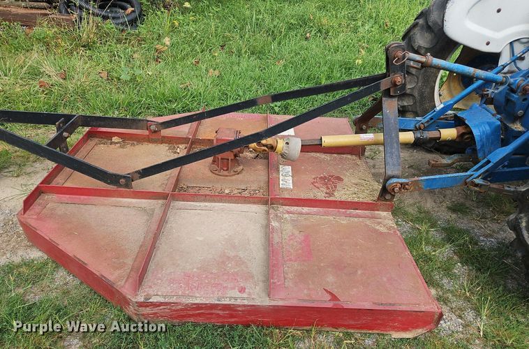 image for item OJ9803 1990 Ford 2810 tractor