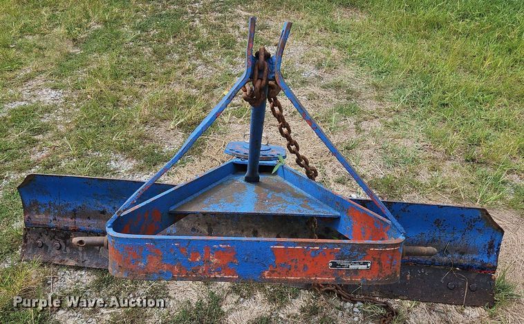 image for item OJ9803 1990 Ford 2810 tractor