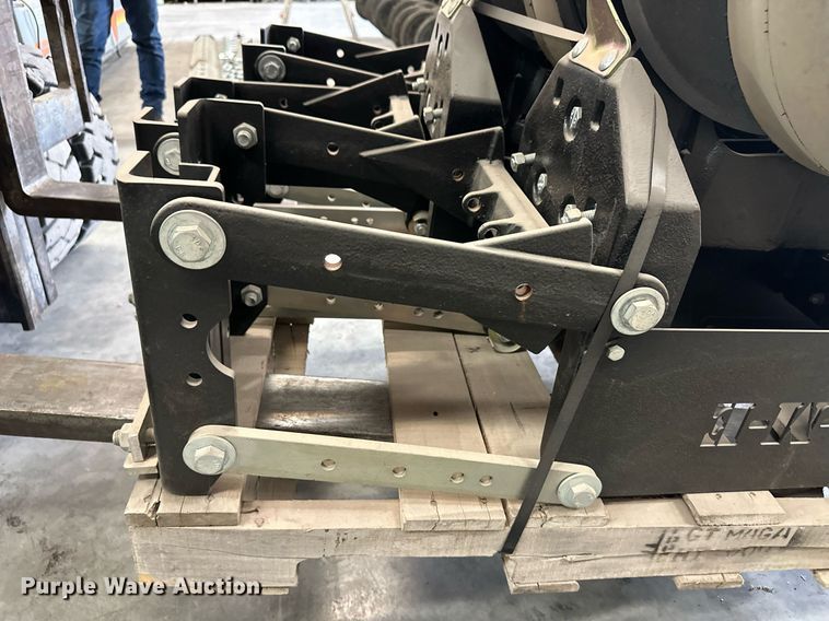 image for item OM9620 (12) AME planter row units