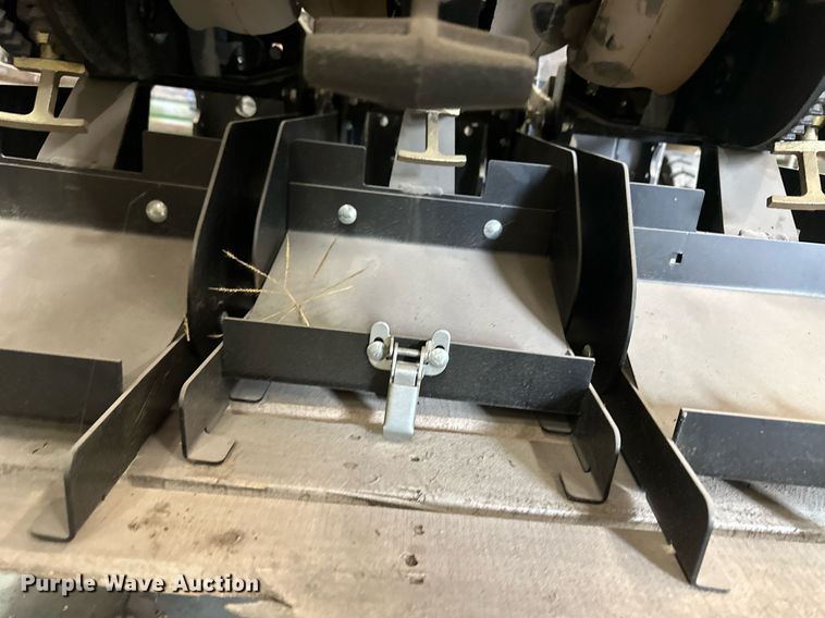 image for item OM9620 (12) AME planter row units