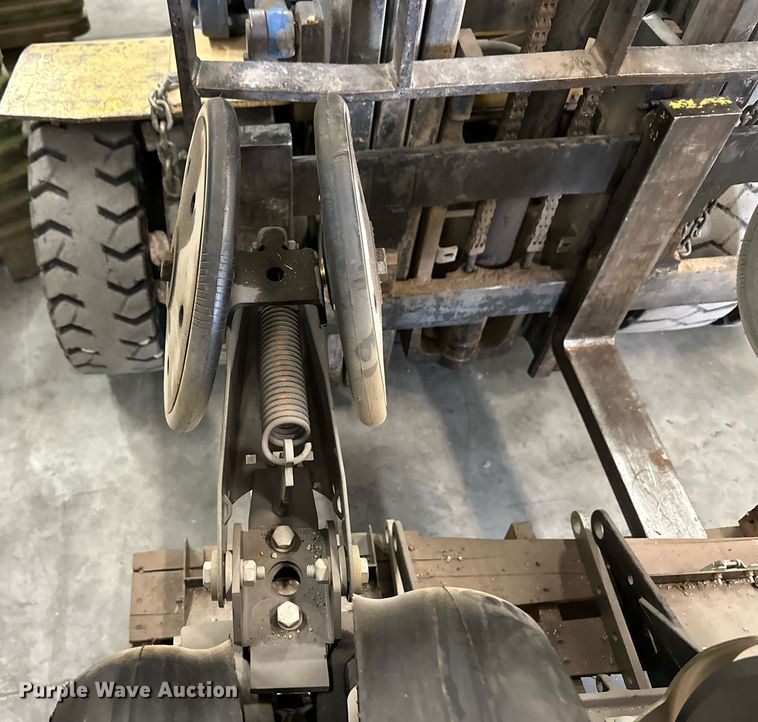 image for item OM9620 (12) AME planter row units