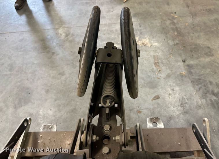 image for item OM9620 (12) AME planter row units