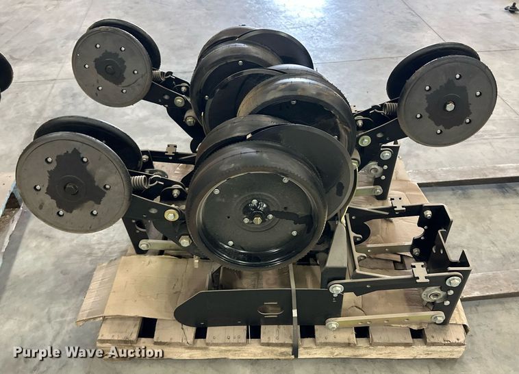 image for item OM9620 (12) AME planter row units