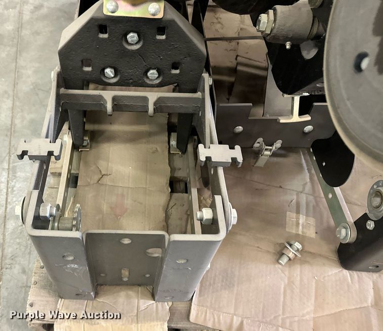 image for item OM9620 (12) AME planter row units