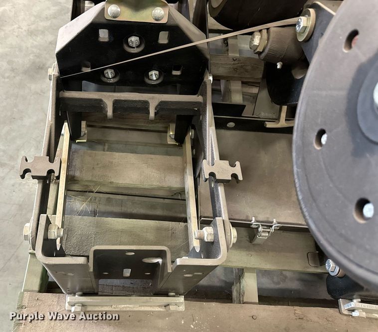 image for item OM9620 (12) AME planter row units