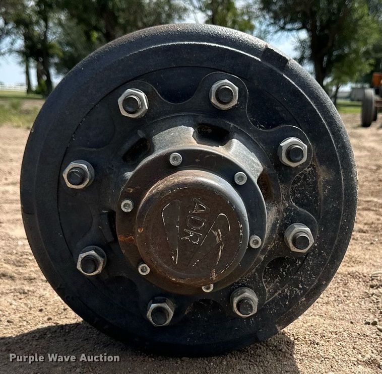 image for item OM9640 Truck axle