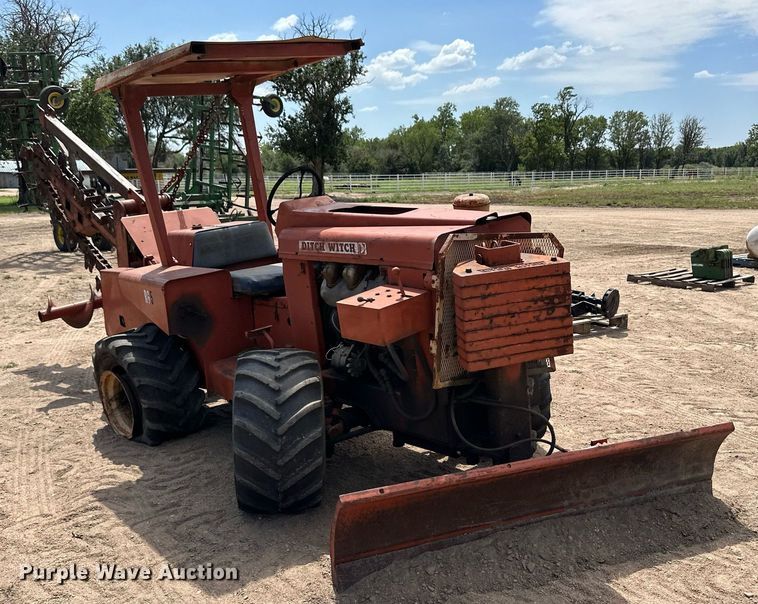 image for item OM9641 Ditch Witch R65 trencher