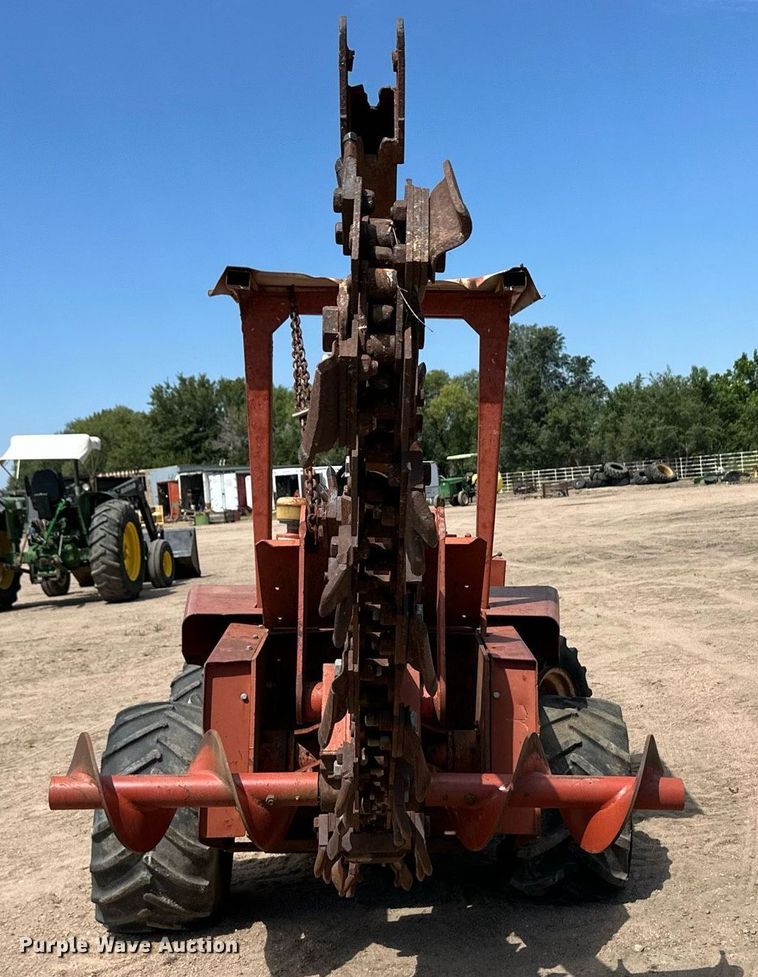 image for item OM9641 Ditch Witch R65 trencher