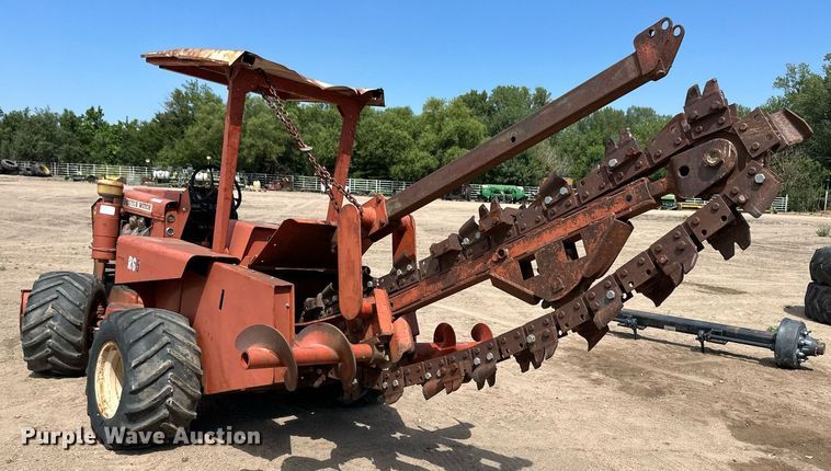 image for item OM9641 Ditch Witch R65 trencher