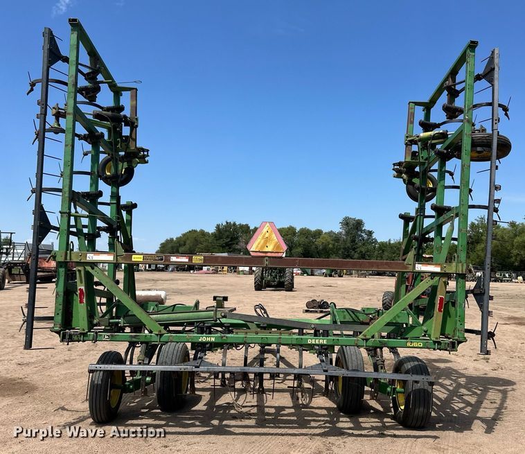 image for item OM9646 John Deere field cultivator