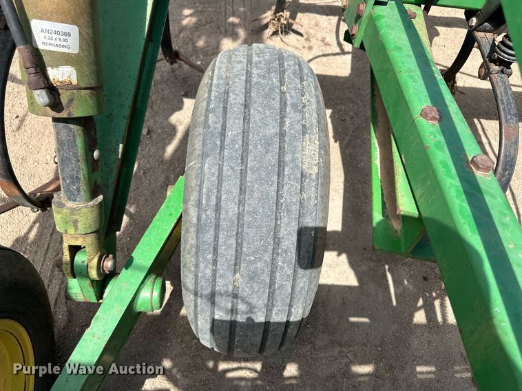 image for item OM9646 John Deere field cultivator