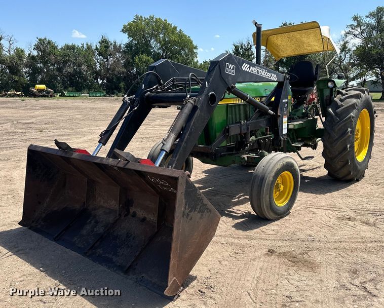 image for item OM9647 1981 John Deere 2940 tractor