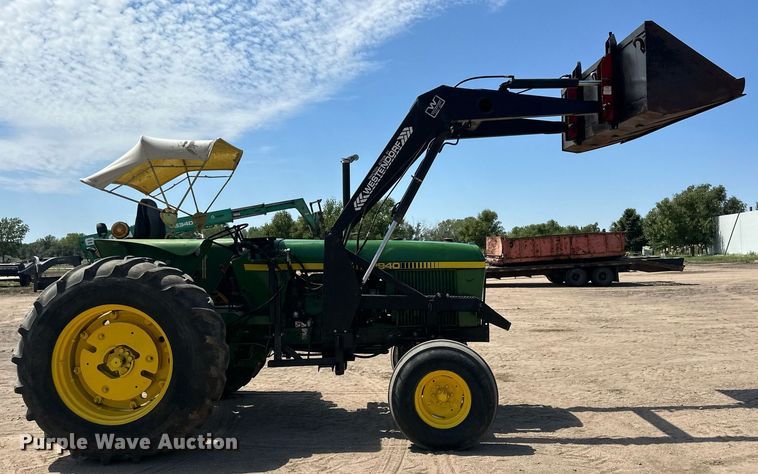 image for item OM9647 1981 John Deere 2940 tractor