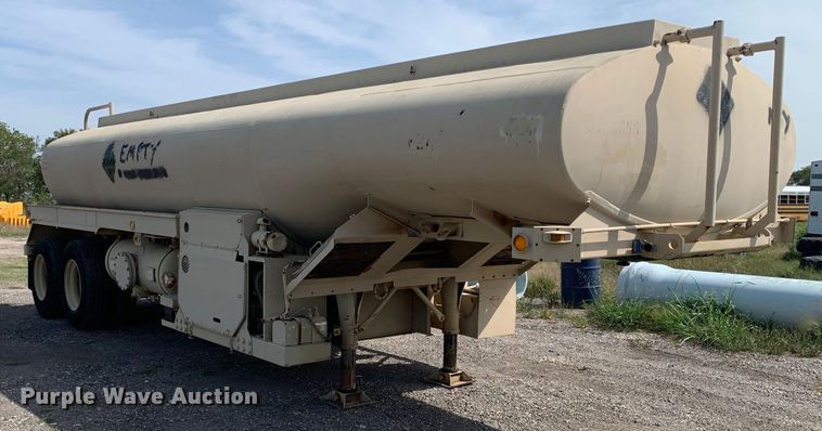 image for item DM1745 1989 Eastern Technologies M969A1 tank trailer