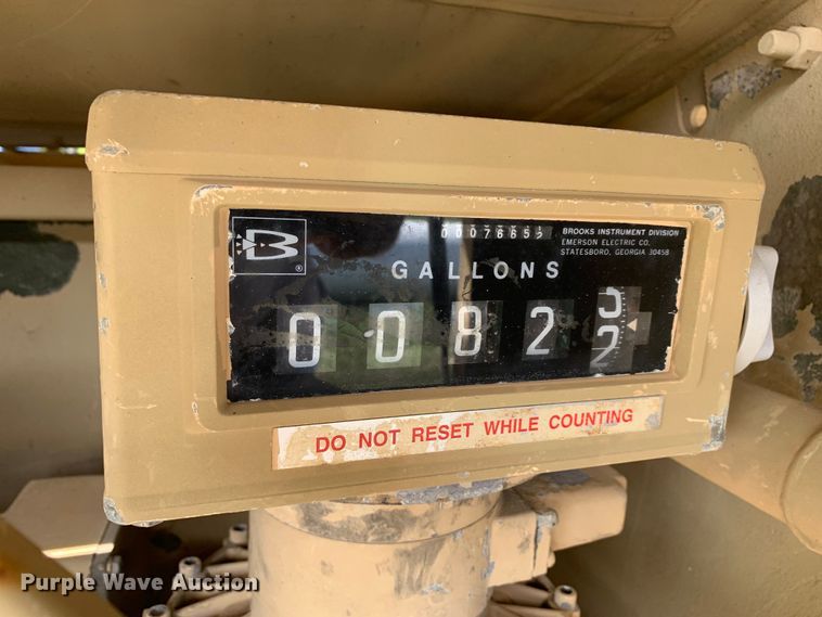 image for item DM1745 1989 Eastern Technologies M969A1 tank trailer