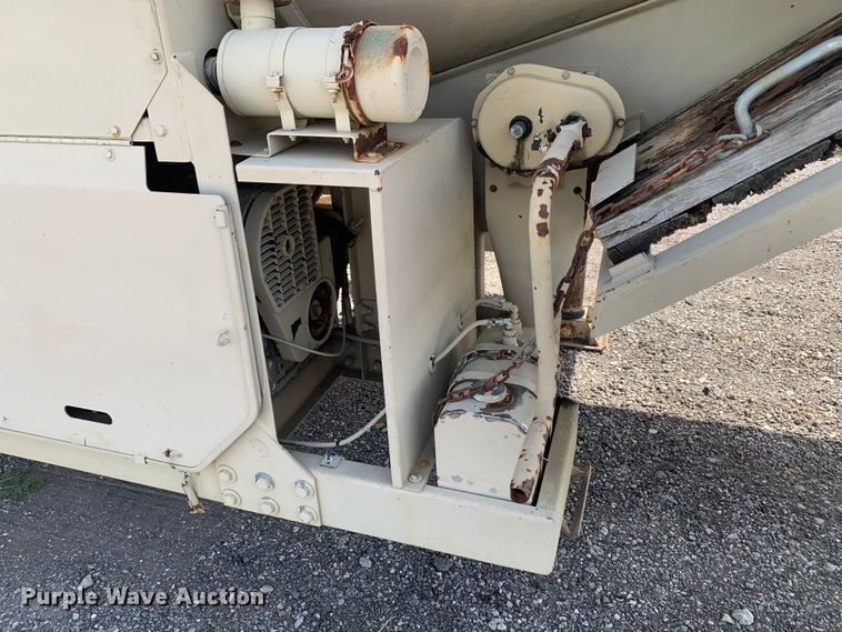 image for item DM1745 1989 Eastern Technologies M969A1 tank trailer