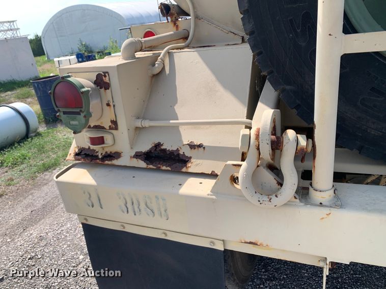 image for item DM1745 1989 Eastern Technologies M969A1 tank trailer