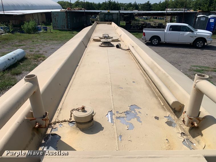 image for item DM1745 1989 Eastern Technologies M969A1 tank trailer