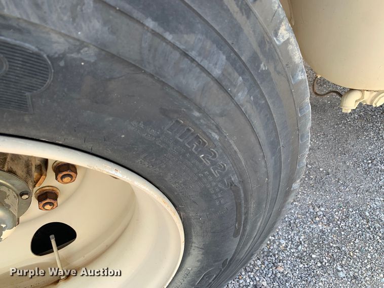 image for item DM1745 1989 Eastern Technologies M969A1 tank trailer